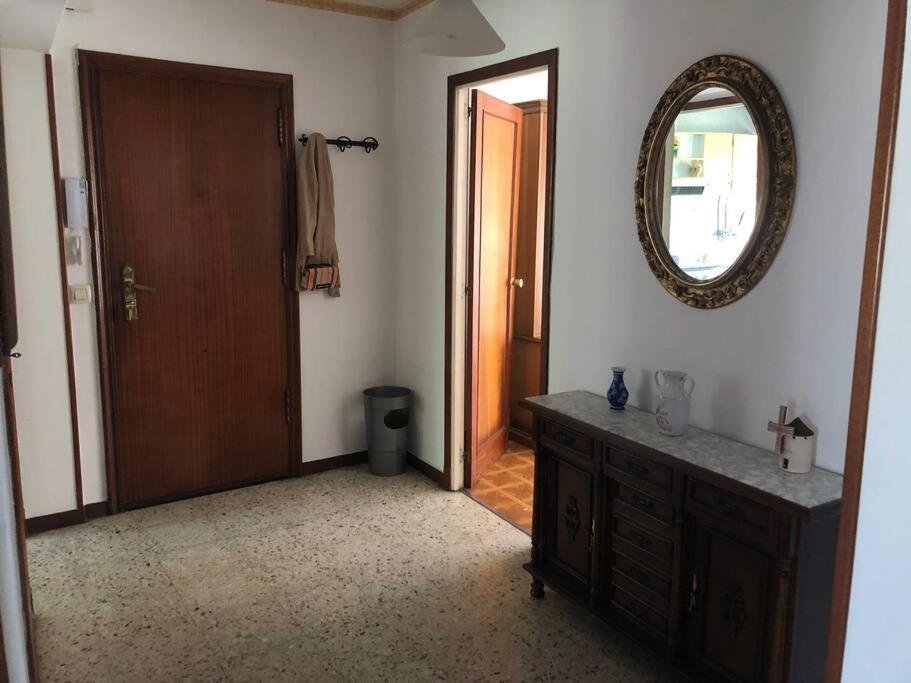 Piso Grande Y Muy Luminoso Apartamento Santiago de Compostela Exterior foto